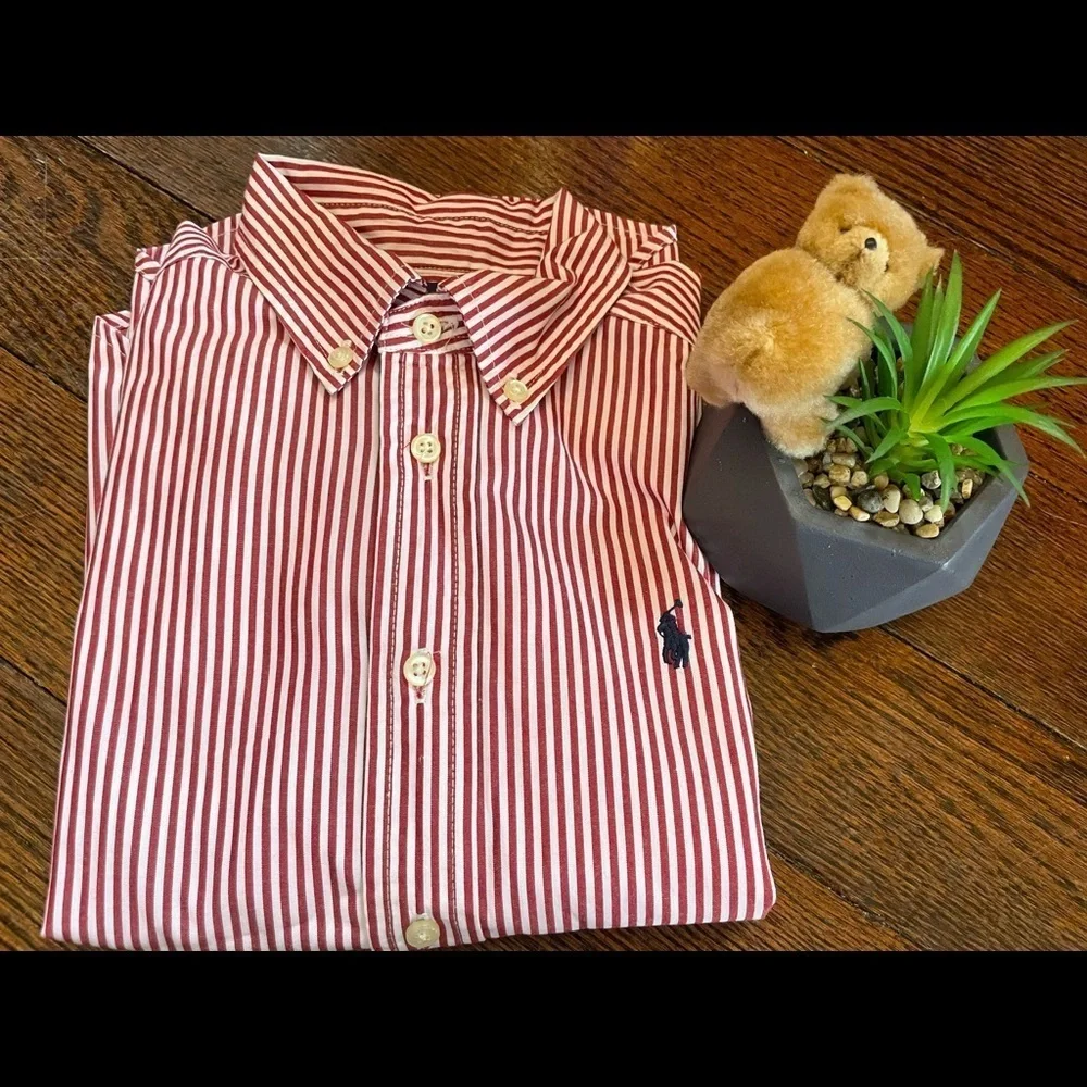 🤗- Ralph Lauren button down shirt for boy size 5